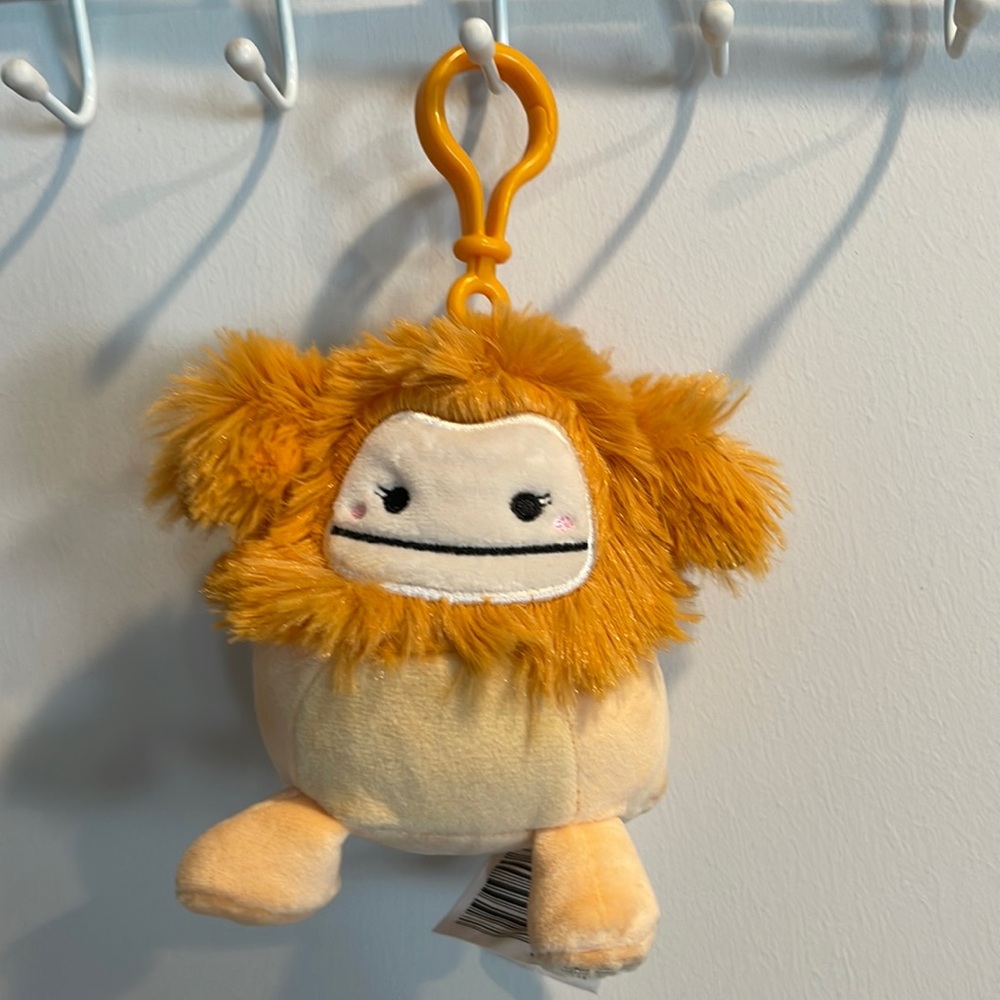 ❤️3/$25 -Squishmallow 3.5” Shasta the Bigfoot  Clip
